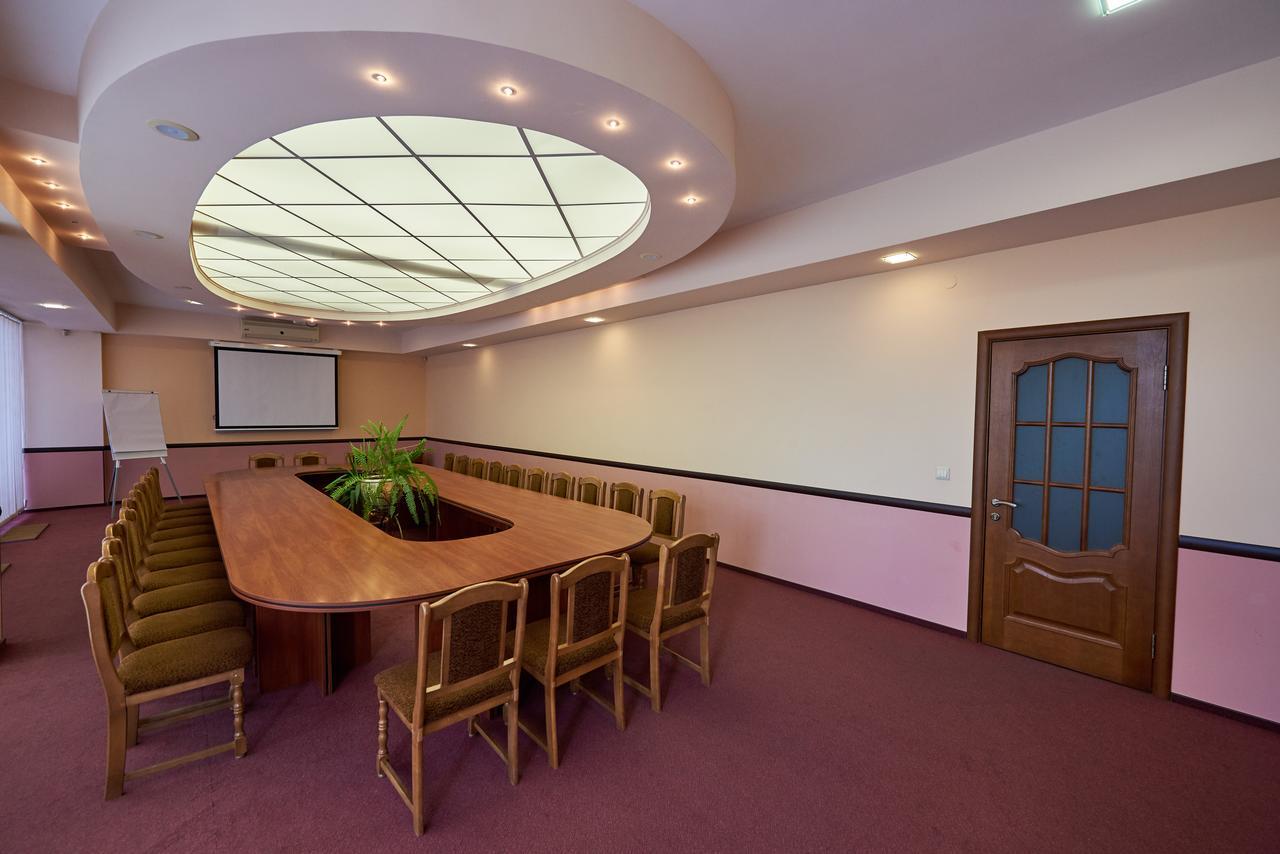 Rassvet Hotel Dnipro Ngoại thất bức ảnh