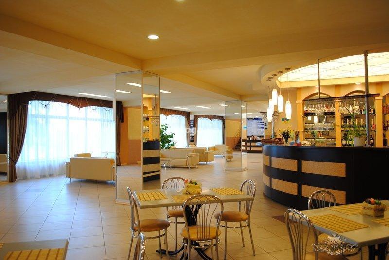 Rassvet Hotel Dnipro Ngoại thất bức ảnh